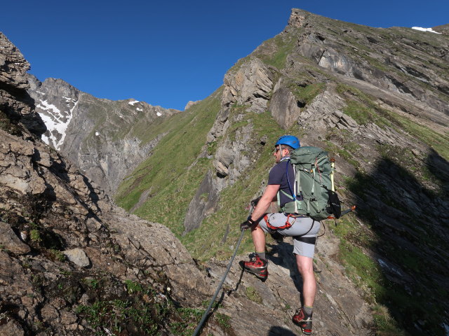Christian am Gleiwitzer H&ouml;henweg zwischen Unterer J&auml;gerscharte und Oberer J&auml;gerscharte (22. Juni)