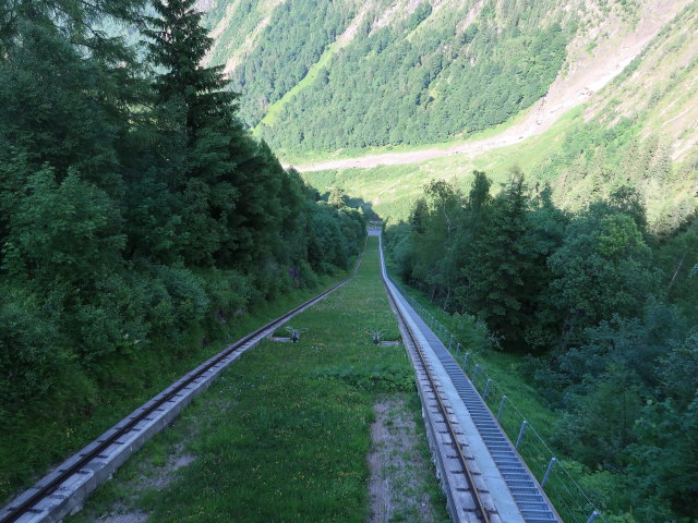 L&auml;rchwand-Schr&auml;gaufzug (22. Juni)