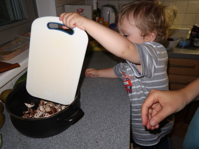 Nils in unserer Wohnung