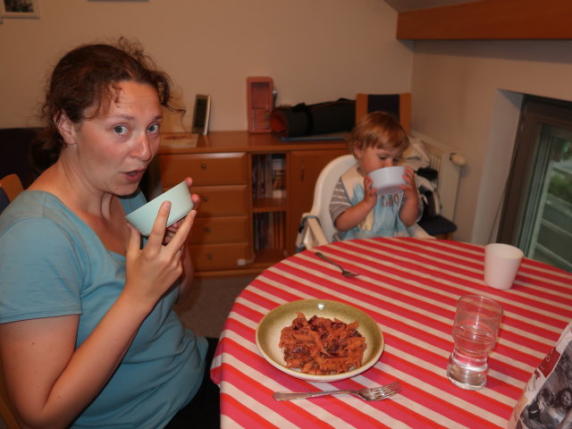 Sabine und Nils in unserer Wohnung