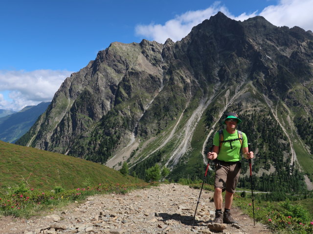 Aaron zwischen Sch&ouml;nb&ouml;dele und Madatschkopf (28. Juni)