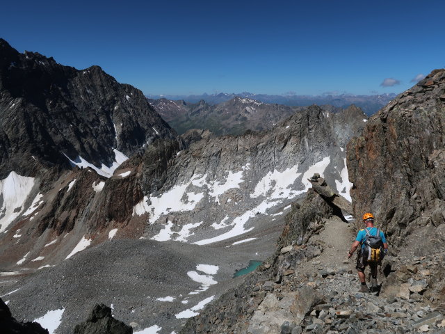 Aaron am Verpeilspitze-Normalweg (29. Juni)
