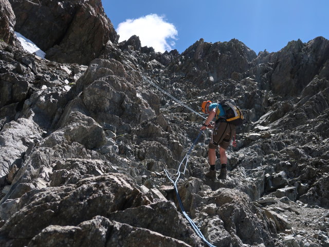 Aaron am Verpeilspitze-Normalweg (29. Juni)