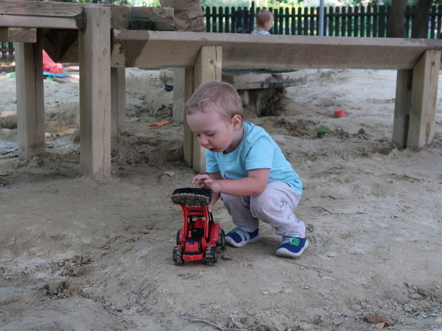 Nils am Erlebnisspielplatz Schloss Wolkersdorf