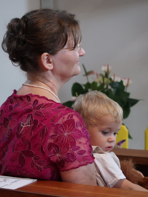Monika und Lukas in der Pfarrkirche Payerbach, 483 m
