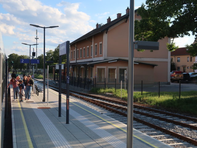Bahnhof Langenlois, 217 m