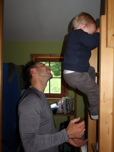 Christoph und Nils im Hans-Berger-Haus, 936 m (23. Aug.)