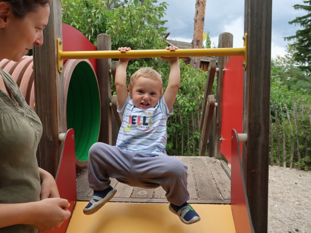 Sabine und Nils im Abenteuergarten