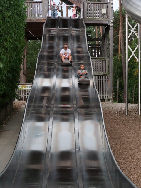 Ich und Nils im Abenteuergarten