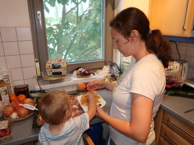 Nils und Sabine in unserer Wohnung