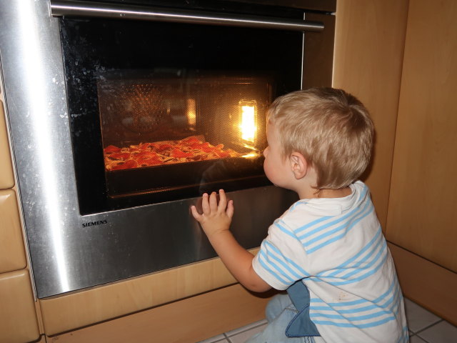 Nils in unserer Wohnung