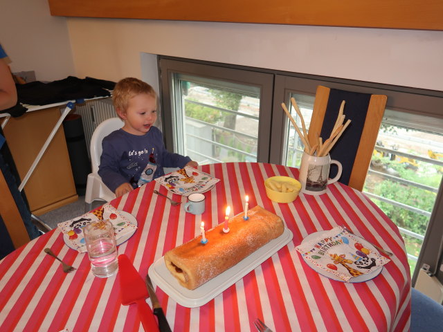 Nils in unserer Wohnung