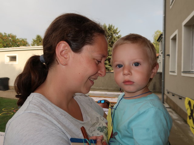 Sabine und Nils in der Pfarre S&uuml;&szlig;enbrunn
