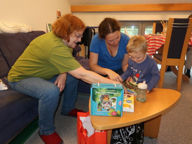 Brigitte, Sabine und Nils in unserer Wohnung