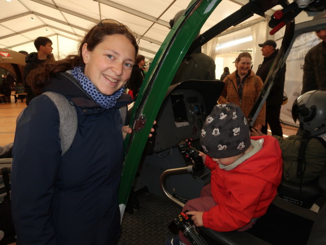 Sabine und Nils am Heldenplatz
