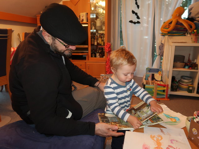 Markus und Nils in unserer Wohnung