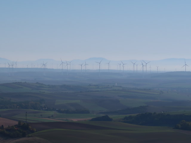 vom Aussichtsturm Oberleis Richtung S&uuml;dosten