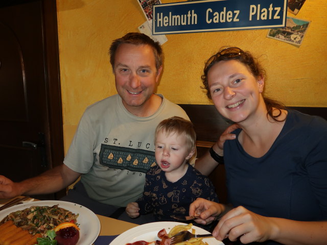 Ich, Nils und Sabine im Gasthaus 'Die Landwirtin' in Niederleis