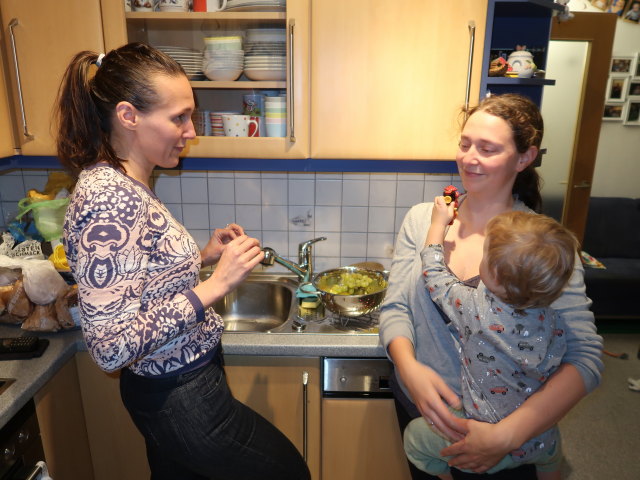 Ursa, Sabine und Nils in unserer Wohnung