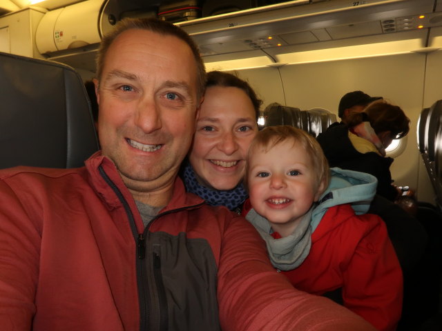 Ich, Sabine und Nils im FR 104 am Flughafen Wien-Schwechat, 179 m (12. Nov.)
