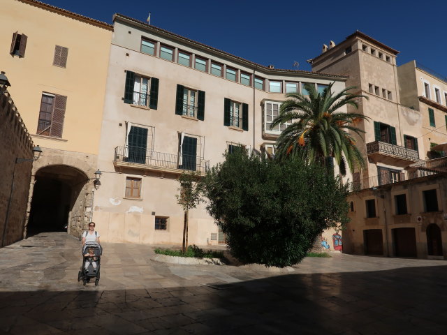 Sabine und Nils in der Carrer de la Portella in Palma (12. Nov.)