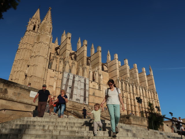 Nils und Sabine bei der Catedral de Mallorca in Palma (12. Nov.)