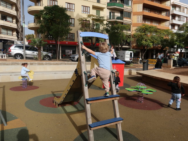 Nils auf der Pla&ccedil;a Mallorca in Inca (13. Nov.)