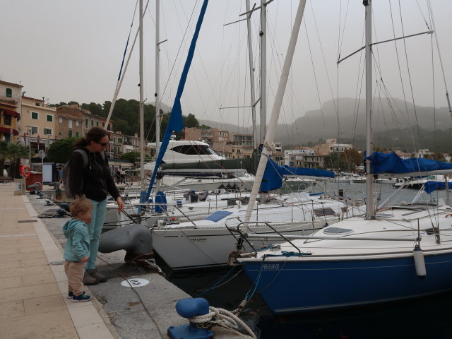 Nils und Sabine in der Marina S&oacute;ller in Port de S&oacute;ller (14. Nov.)