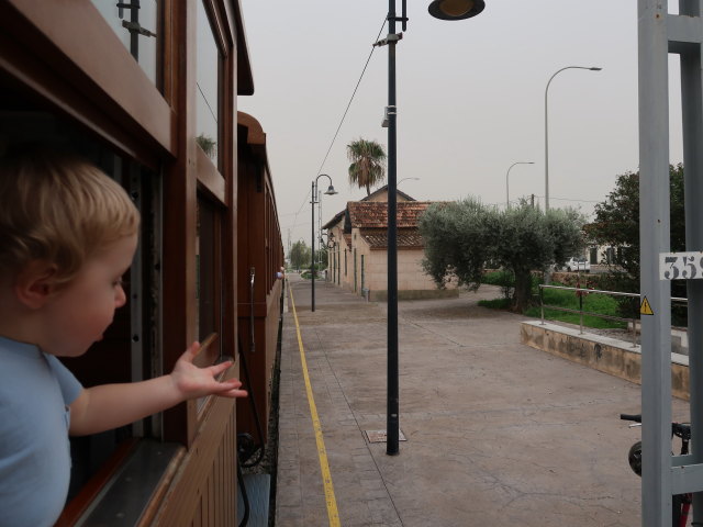 Nils in der Estaci&oacute; d'Son Sardina (14. Nov.)
