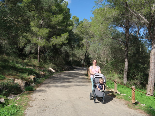 Sabine und Nils im Parc des Castell de Bellver in Palma (15. Nov.)