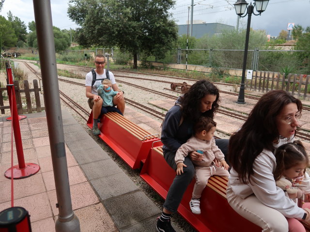 Ich und Nils im Parc Ferroviari i Museu de les Illes Balears in Es Ca&uuml;lls (16. Nov.)