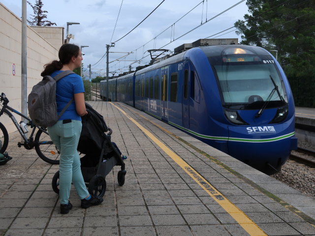 Sabine in der Estaci&oacute; dels Ca&uuml;lls (16. Nov.)