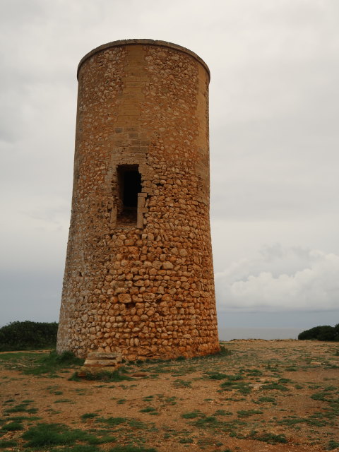 Torre del Serral dels Falcons in Porto Cristo (17. Nov.)