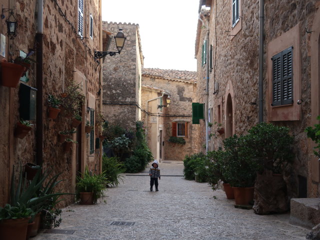 Nils in der Carrer&oacute; de la Amargura in Valldemossa (23. Nov.)
