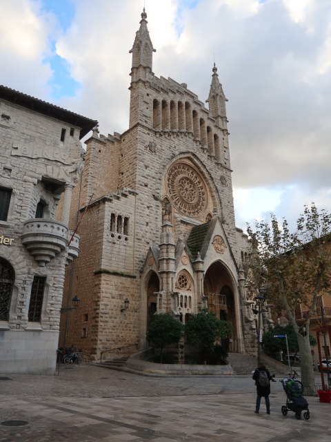 Sabine bei der Esgl&eacute;sia Parroquial de Sant Bartomeu de S&oacute;ller (25. Nov.)