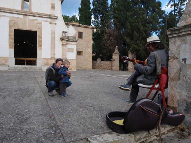 Sabine und Nils am Puig del Calvari in Pollen&ccedil;a (27. Nov.)
