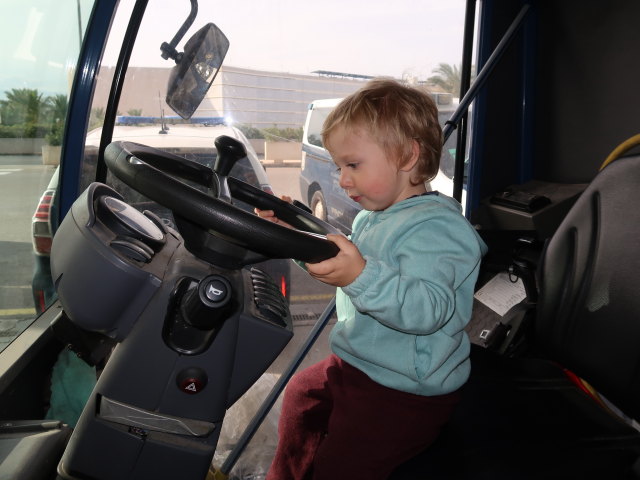 Nils am Aeroport de Palma, 8 m (30. Nov.)