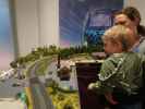 Nils und Sabine in der Modellbahnausstellung Westbahnhof
