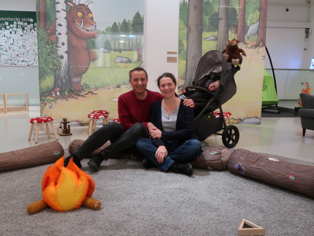Ich, Sabine und Nils in der Sonderausstellung 'Gr&uuml;ffelo & Co'