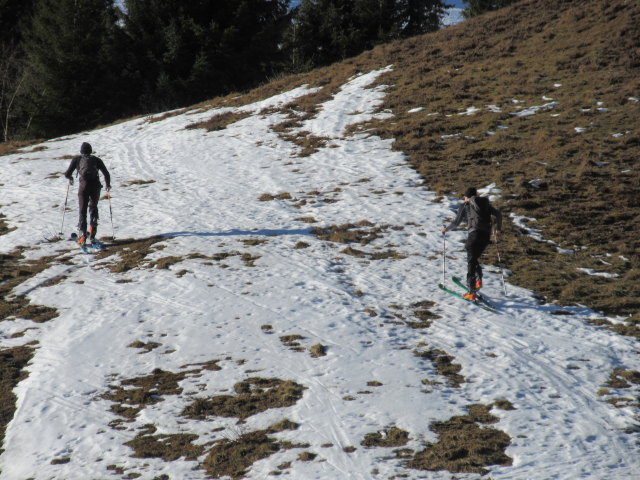 neben der Resterh&ouml;hebahn