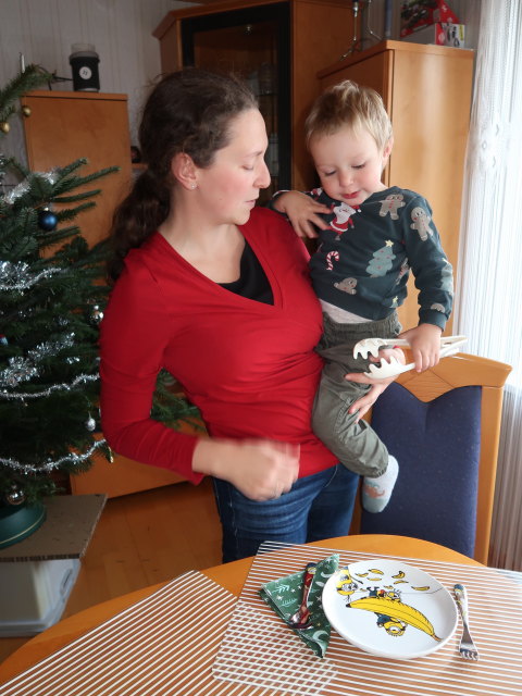 Sabine und Nils im Haus meiner Eltern (24. Dez.)