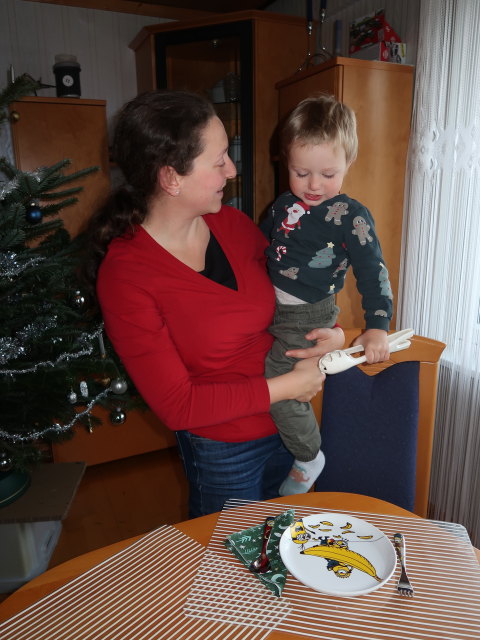 Sabine und Nils im Haus meiner Eltern (24. Dez.)