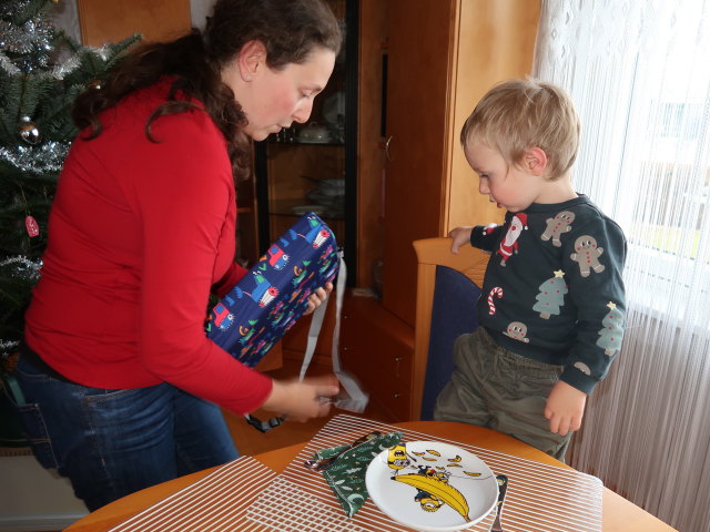 Sabine und Nils im Haus meiner Eltern (24. Dez.)