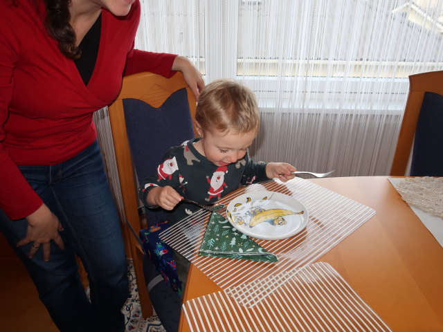 Sabine und Nils im Haus meiner Eltern (24. Dez.)