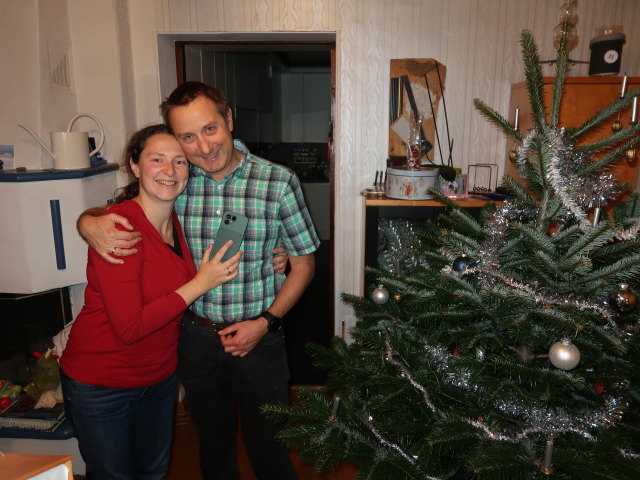 Sabine und ich im Haus meiner Eltern (24. Dez.)