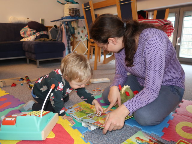 Nils und Sabine in unserer Wohnung (25. Dez.)