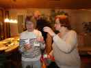 Mama, Markus und Brigitte im Haus meiner Eltern (24. Dez.)