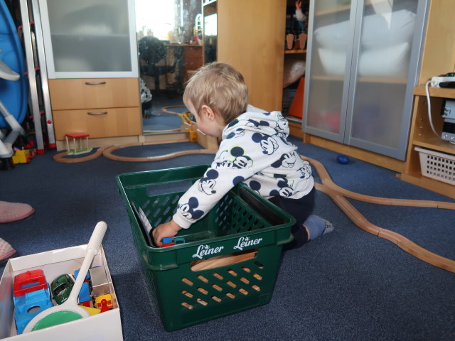 Nils im Haus meiner Eltern