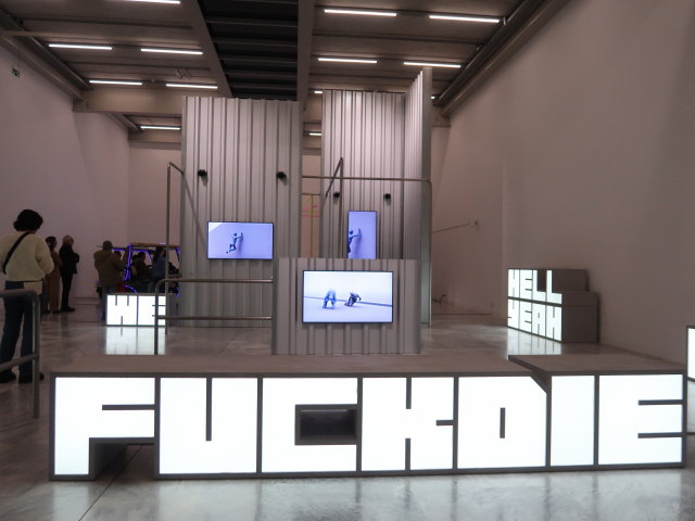 Sonderausstellung 'Helmut Lang - S&eacute;ance de Travail 1986-2005'