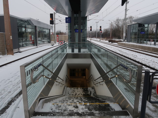 Bahnhof Wien S&uuml;&szlig;enbrunn, 162 m